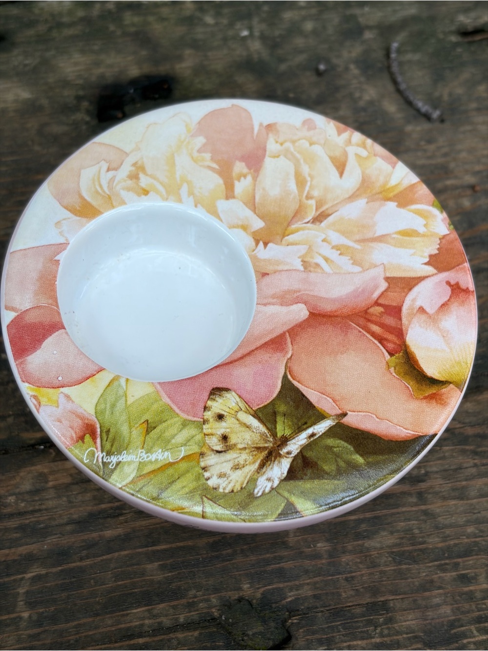 2008 Floral Butterfly Ceramic Tea Light Holder in Pink and Green